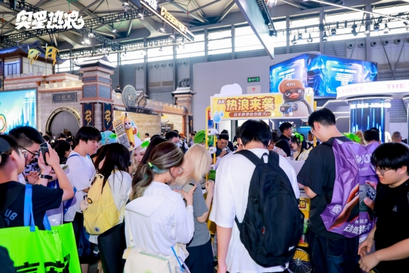 《奥星热浪》CJ小推车擦边爆火